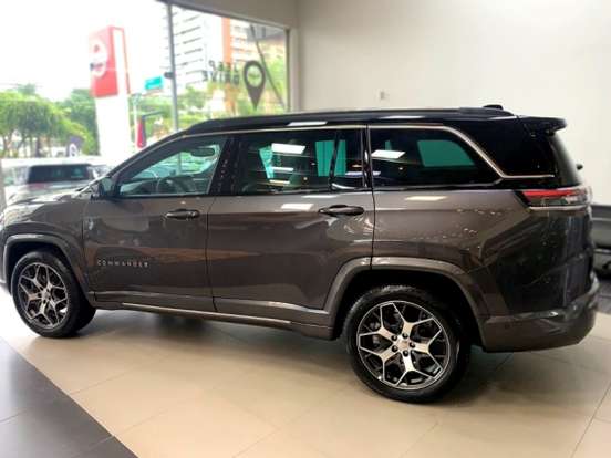 JEEP-COMMANDER-2026