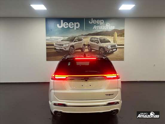 JEEP-COMMANDER-2.0 HURRICANE 4 TURBO FLEX BLACKHAWK AT9 JEEP-COMMANDER-2026