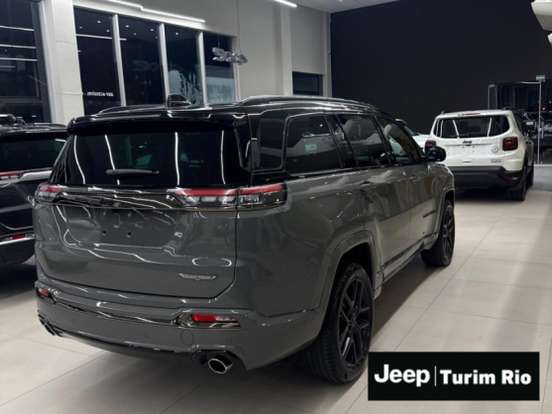JEEP-COMMANDER-2.0 HURRICANE 4 TURBO FLEX BLACKHAWK AT9 JEEP-COMMANDER-2026