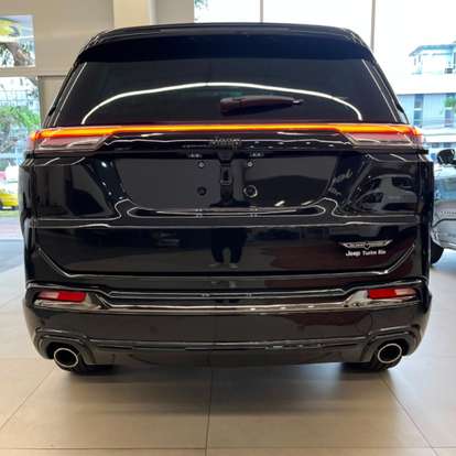 JEEP-COMMANDER-2026