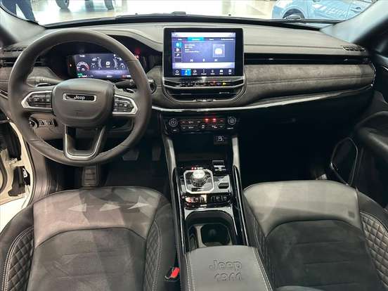 JEEP-COMMANDER-2.0 HURRICANE 4 TURBO GASOLINA BLACKHAWK AT9 JEEP-COMMANDER-2025