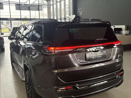 JEEP-COMMANDER-2.0 HURRICANE 4 TURBO GASOLINA BLACKHAWK AT9 JEEP-COMMANDER-2025