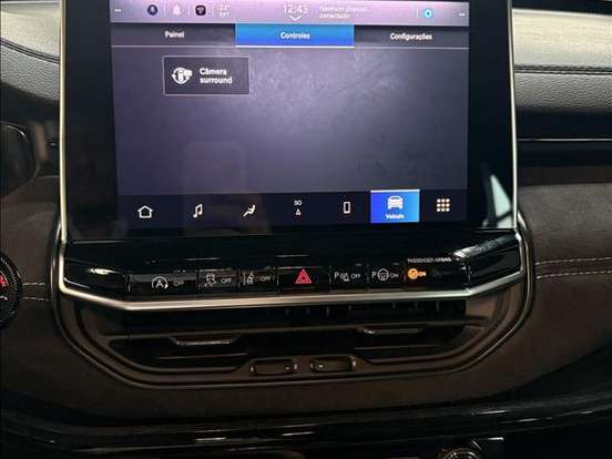 JEEP-COMMANDER-2.0 HURRICANE 4 TURBO GASOLINA BLACKHAWK AT9 JEEP-COMMANDER-2025