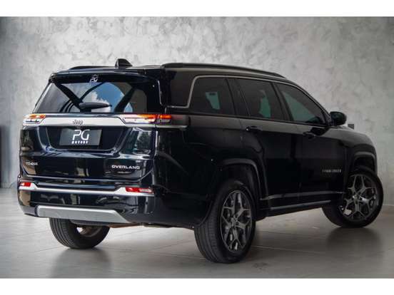 JEEP-COMMANDER-2023