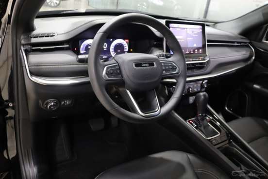 JEEP-COMPASS-2024