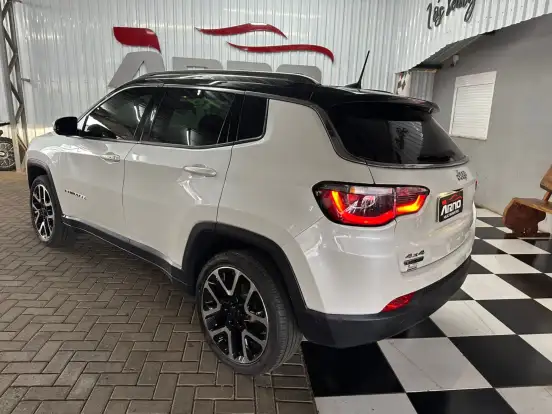 JEEP-COMPASS-2.0 16V DIESEL LIMITED 4X4 AUTOMÁTICO JEEP-COMPASS-2018