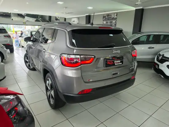 JEEP-COMPASS-2.0 16V FLEX LONGITUDE AUTOMÁTICO JEEP-COMPASS-2018