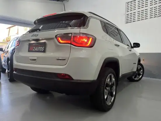 JEEP-COMPASS-2.0 16V FLEX LONGITUDE AUTOMÁTICO JEEP-COMPASS-2017