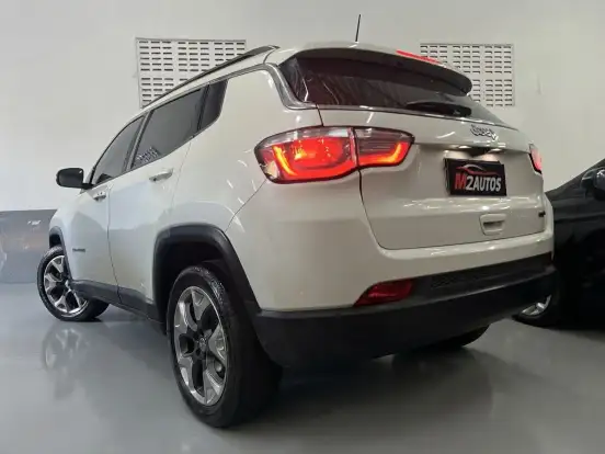 JEEP-COMPASS-2.0 16V FLEX LONGITUDE AUTOMÁTICO JEEP-COMPASS-2017