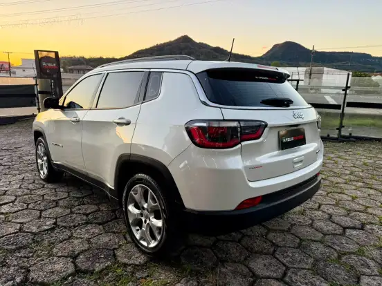 JEEP-COMPASS-2.0 16V FLEX LONGITUDE AUTOMÁTICO JEEP-COMPASS-2020
