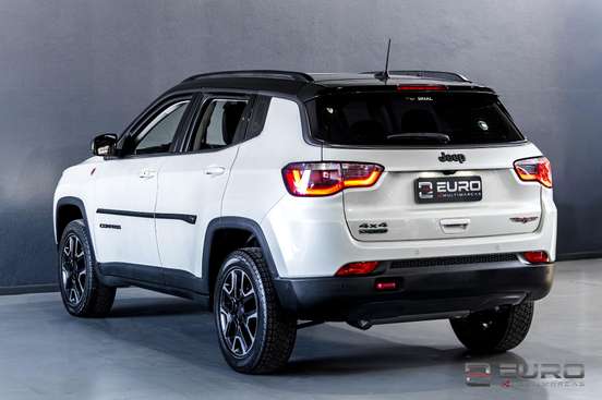 JEEP-COMPASS-2021
