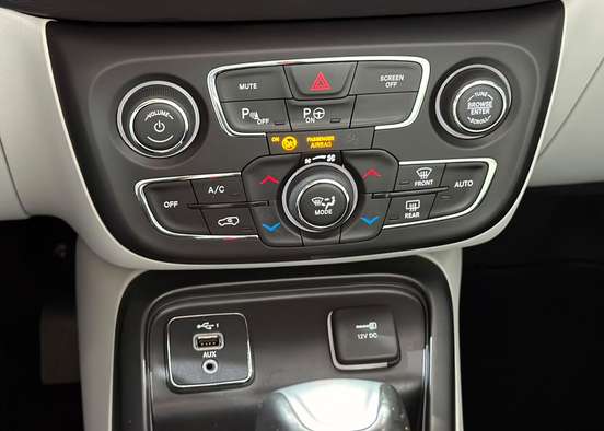 JEEP-COMPASS-2020