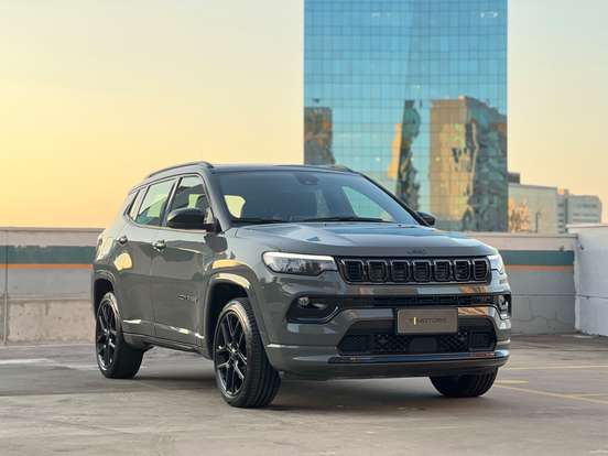 JEEP-COMPASS-2.0 HURRICANE 4 TURBO GASOLINA BLACKHAWK AT9 JEEP-COMPASS-2024