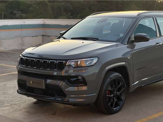 JEEP-COMPASS-2024