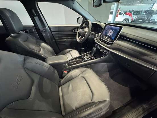 JEEP-COMPASS-2.0 HURRICANE 4 TURBO GASOLINA OVERLAND AT9 JEEP-COMPASS-2024