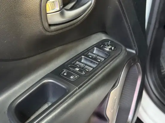 JEEP-RENEGADE-1.8 16V FLEX LIMITED 4P AUTOMÁTICO JEEP-RENEGADE-2018