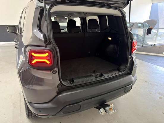 JEEP-RENEGADE-2024
