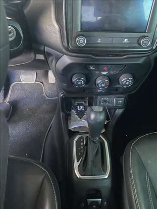 JEEP-RENEGADE-2025