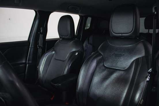 JEEP-RENEGADE-2022