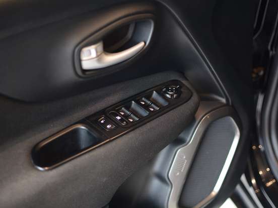 JEEP-RENEGADE-1.3 T270 TURBO FLEX SPORT AT6 JEEP-RENEGADE-2022