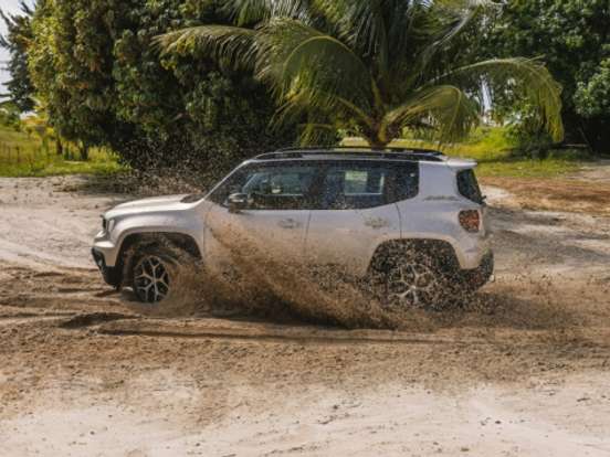 JEEP-RENEGADE-1.3 T270 TURBO FLEX WILLYS 4X4 AT9 JEEP-RENEGADE-2026
