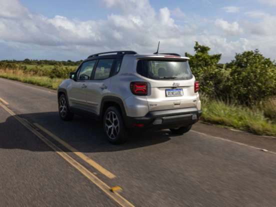 JEEP-RENEGADE-1.3 T270 TURBO FLEX WILLYS 4X4 AT9 JEEP-RENEGADE-2026