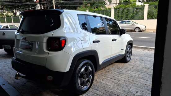 JEEP-RENEGADE-2018