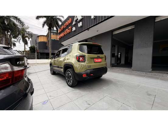 JEEP-RENEGADE-2.0 16V TURBO DIESEL TRAILHAWK 4P 4X4 AUTOMÁTICO JEEP-RENEGADE-2015
