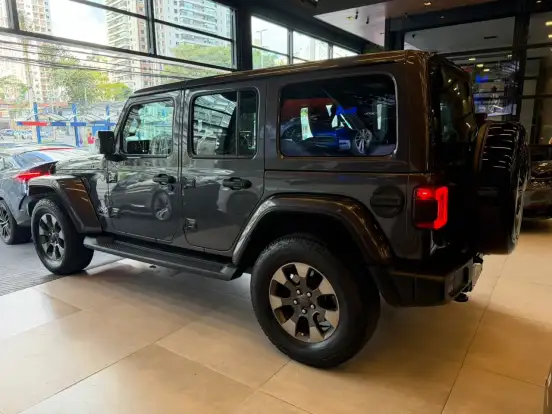 JEEP-WRANGLER-2.0 TURBO GASOLINA SAHARA 4P 4X4 AT8 JEEP-WRANGLER-2019
