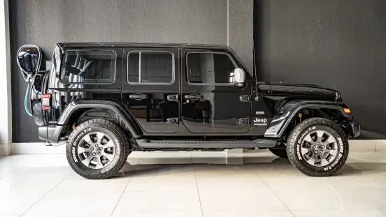 JEEP-WRANGLER-2.0 TURBO GASOLINA UNLIMITED SAHARA 4P 4X4 AT8 JEEP-WRANGLER-2019