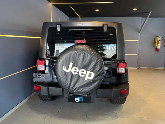 JEEP-WRANGLER-2014