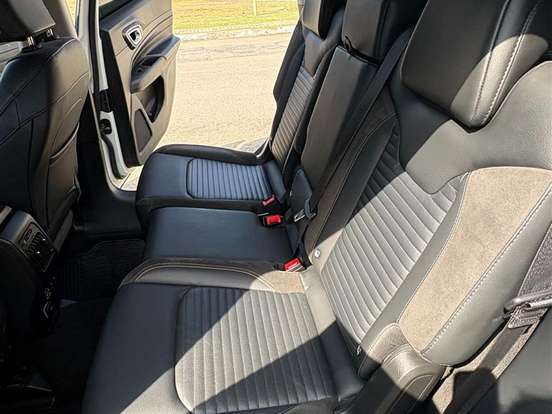JEEP-COMMANDER-1.3 T270 TURBO FLEX LIMITED AT6 JEEP-COMMANDER-2023