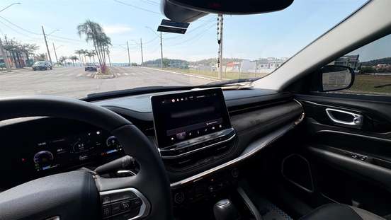 JEEP-COMMANDER-1.3 T270 TURBO FLEX LIMITED AT6 JEEP-COMMANDER-2023