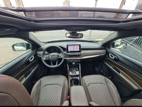 JEEP-COMMANDER-2023