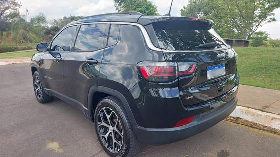 JEEP COMPASS 1.3 T270 TURBO FLEX LONGITUDE AT6