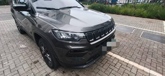 JEEP COMPASS 1.3 T270 TURBO FLEX LONGITUDE AT6