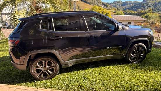 JEEP-COMPASS-2021