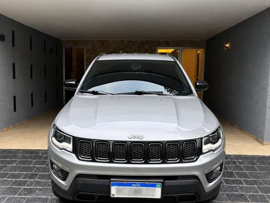 JEEP-COMPASS-2.0 16V DIESEL LONGITUDE 4X4 AUTOMÁTICO JEEP-COMPASS-2019
