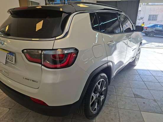 JEEP-COMPASS-2.0 16V FLEX LIMITED AUTOMÁTICO JEEP-COMPASS-2017