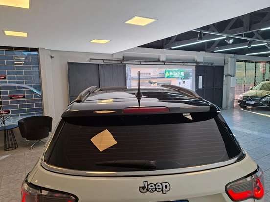 JEEP-COMPASS-2.0 16V FLEX LIMITED AUTOMÁTICO JEEP-COMPASS-2017