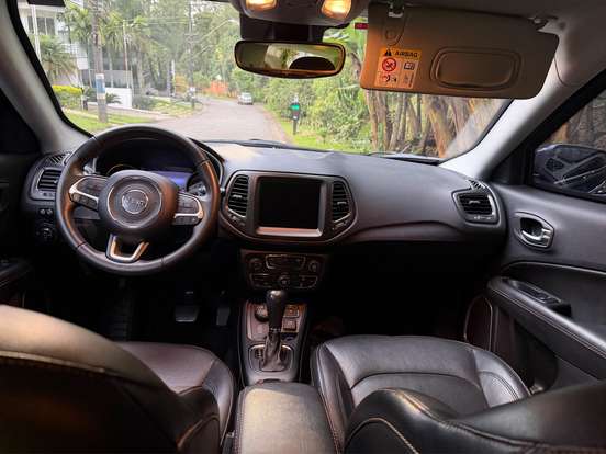 JEEP-COMPASS-2.0 16V DIESEL LONGITUDE 4X4 AUTOMÁTICO JEEP-COMPASS-2020
