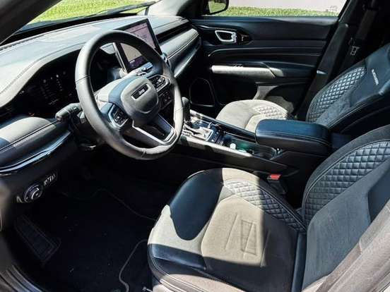 JEEP-COMPASS-2.0 HURRICANE 4 TURBO GASOLINA BLACKHAWK AT9 JEEP-COMPASS-2024