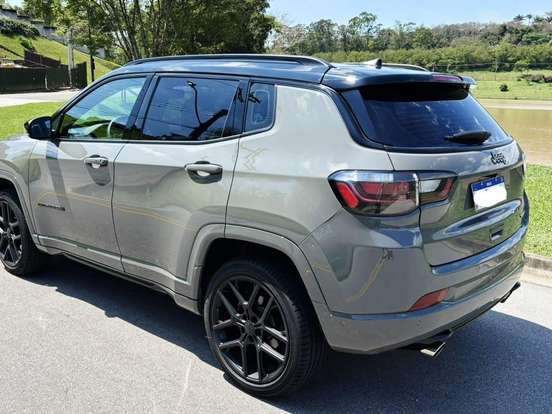 JEEP-COMPASS-2.0 HURRICANE 4 TURBO GASOLINA BLACKHAWK AT9 JEEP-COMPASS-2024