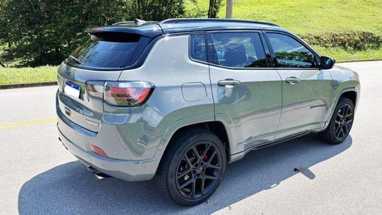 JEEP-COMPASS-2024