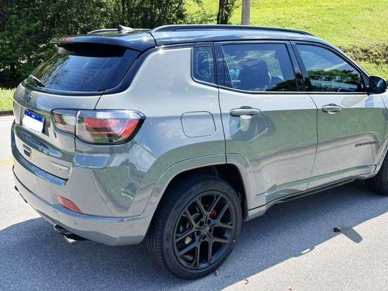 JEEP-COMPASS-2.0 HURRICANE 4 TURBO GASOLINA BLACKHAWK AT9 JEEP-COMPASS-2024