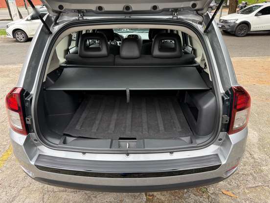 JEEP-COMPASS-2.0 SPORT 4X2 16V GASOLINA 4P AUTOMÁTICO JEEP-COMPASS-2014