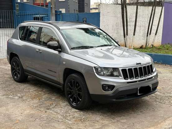 JEEP-COMPASS-2.0 SPORT 4X2 16V GASOLINA 4P AUTOMÁTICO JEEP-COMPASS-2014