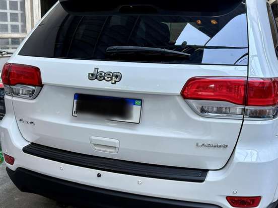 JEEP-GRAND CHEROKEE-3.6 LAREDO 4X4 V6 24V GASOLINA 4P AUTOMÁTICO JEEP-GRAND CHEROKEE-2014