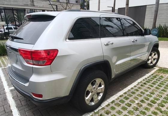 JEEP GRAND CHEROKEE 3.6 LIMITED 4X4 V6 24V GASOLINA 4P AUTOMATICO
