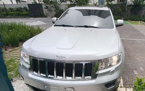 JEEP-GRAND CHEROKEE-2011